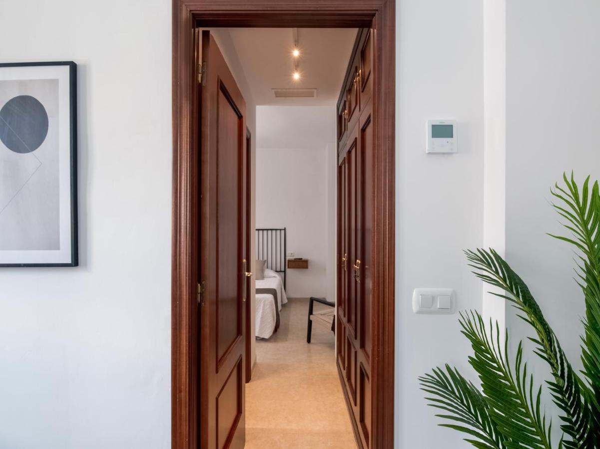 Apartamentos Santiago Ecija Bagian luar foto