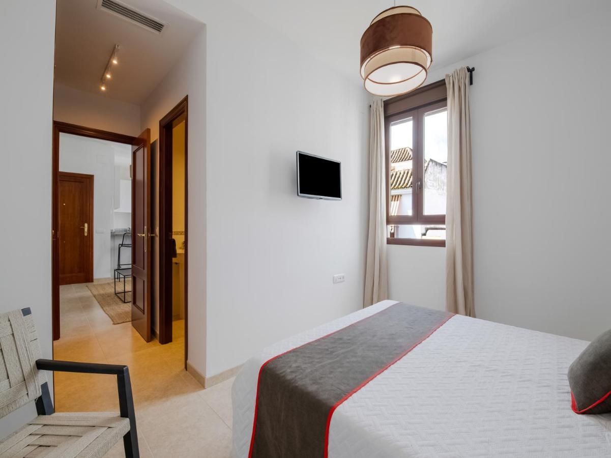 Apartamentos Santiago Ecija Bagian luar foto